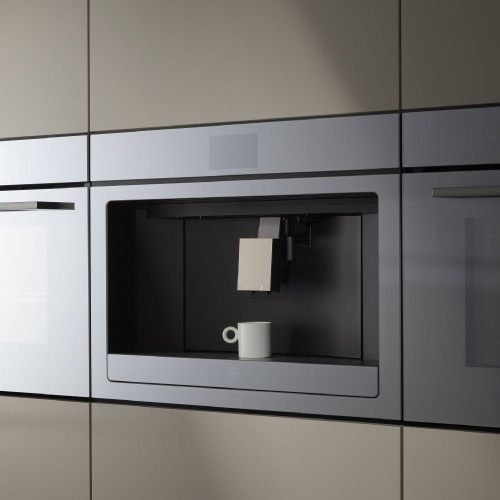 Кофемашина V-ZUG CoffeeCenter V6000 45 черное стекло COC6T-25005 фото 4