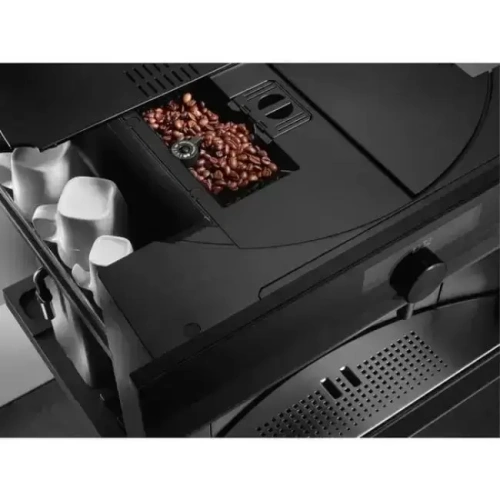 Встраиваемая кофемашина AEG KKK994500T фото 3