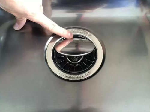 Измельчитель пищевых отходов InSinkErator ISE250 фото 8