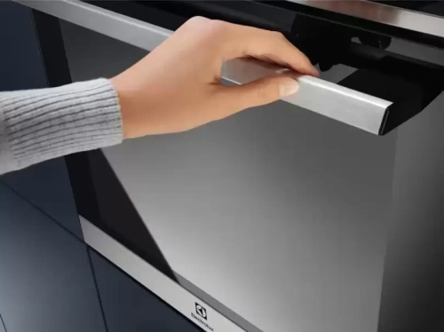 Духовой шкаф Electrolux EOE7C31X фото 4
