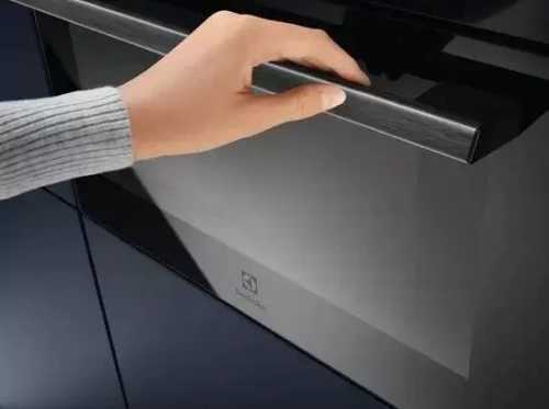 Встраиваемая микроволновая печь Electrolux EVM 6E46Z фото 4