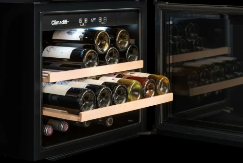 Винный шкаф Climadiff CBI28S1B фото 9