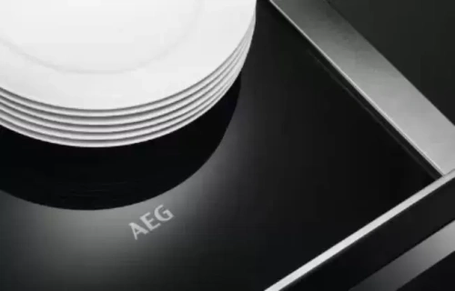Встраиваемый ящик для подогрева посуды AEG KDE911424M фото 2