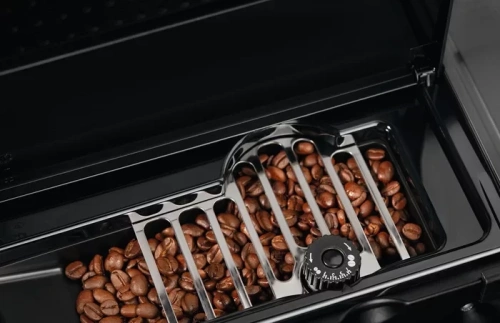 Встраиваемая кофемашина Electrolux KBC65T фото 4