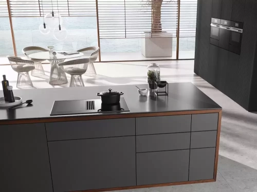 Индукционная варочная панель с вытяжкой Miele KMDA 7634 FR фото 2