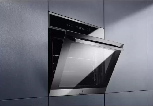 Духовой шкаф Electrolux EOE7P31X фото 3