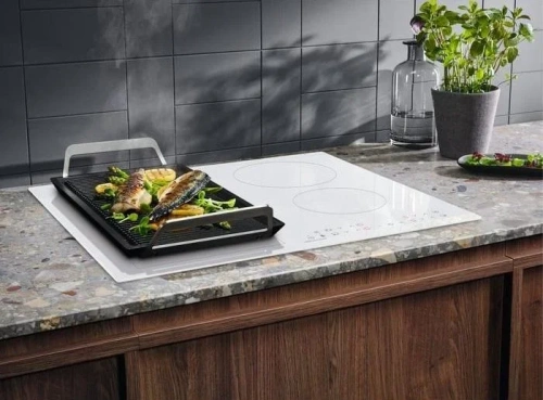 Варочная панель Electrolux LIV63431BW фото 3