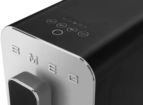 Кофемашина Smeg BCC11BLMEU фото 4