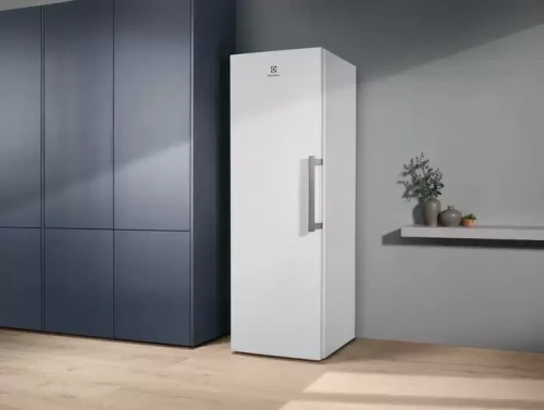 Морозильная камера Electrolux RUT5NF28W1 фото 3