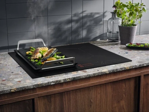 Варочная панель Electrolux EIS62453IZ фото 8