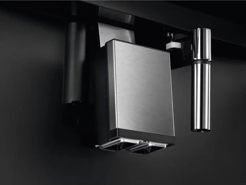 Встраиваемая кофемашина Electrolux EBC85X фото 6